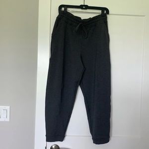 lululemon sweatpant joggers